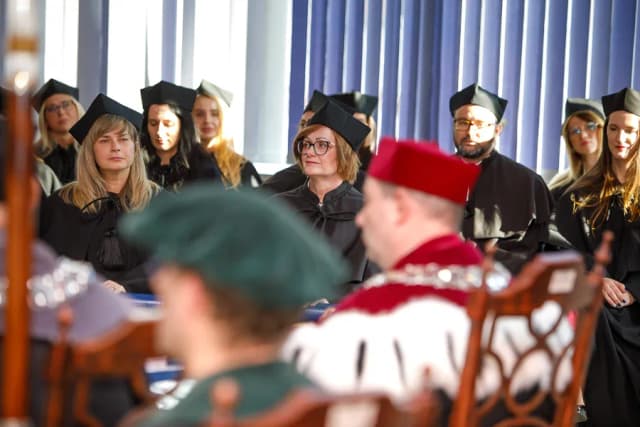 Promocja doktorska co to jest i jak wpływa na karierę naukową Promocja doktorska co to jest i jak wpływa na karierę naukową